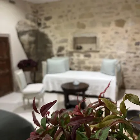 Holiday home Le Logis D'hortense Vic-le-Comte